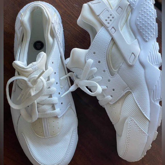 Nike Huarache white and cream worn once - Picture 1 of 9